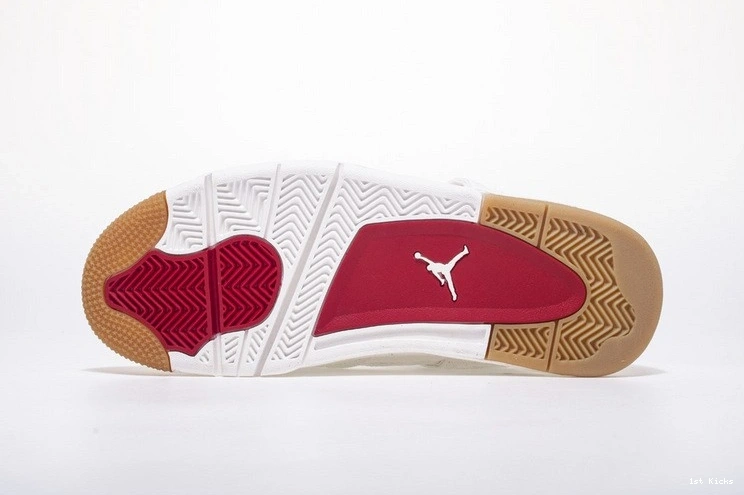 AO2571-100 Levi's White Jordan Denim Air 4 1127